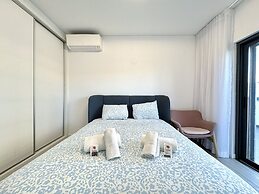 Faro Prestige by Homing