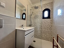 Carvoeiro Ocean Breeze by Homing