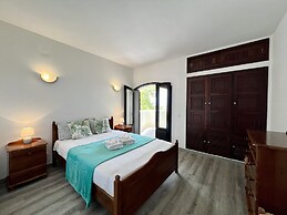 Carvoeiro Ocean Breeze by Homing