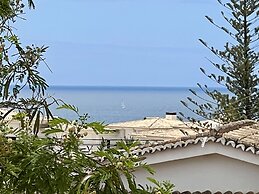 Carvoeiro Ocean Breeze by Homing