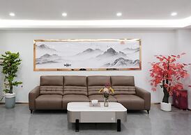 Huahang Hotel - Free airport shuttle bus