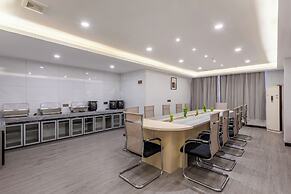 Huahang Hotel - Free airport shuttle bus