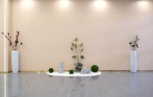 Huahang Hotel - Free airport shuttle bus