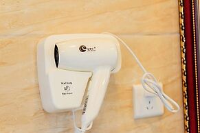 Huahang Hotel - Free airport shuttle bus