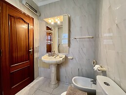 Vilamoura White House Villa by Homing