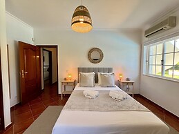 Vilamoura White House Villa by Homing