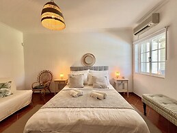 Vilamoura White House Villa by Homing
