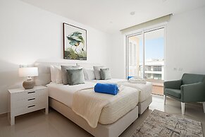 Lagos Marina View 3 With Pool by Homing