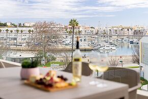 Lagos Marina View 3 With Pool by Homing