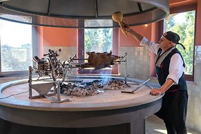 Hotel with swimming pool in Arbus