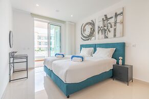 Lagos Marina View 4 With Pool by Homing