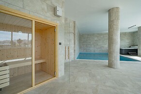 Lagos Marina View 1 With Pool by Homing