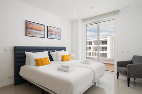Lagos Marina View 1 With Pool by Homing