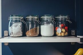 Park Street- Free Parking- Perfect for Contractors