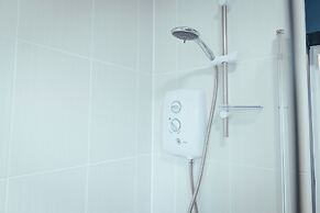 Park Street- Free Parking- Perfect for Contractors