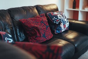 Park Street- Free Parking- Perfect for Contractors