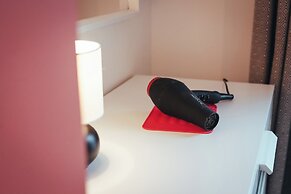 Park Street- Free Parking- Perfect for Contractors