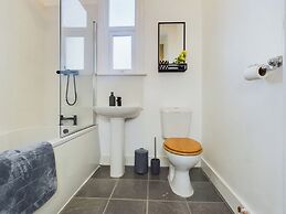 Seaside Haven Retreat in Southend