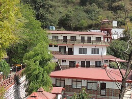 Ceyone Classic Fall Resort