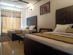 Ceyone Classic Fall Resort