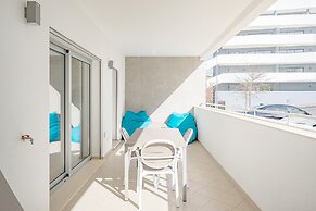 Lagos Modern 2 With Pool by Homing