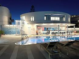 Executive Two Bedroom Suite