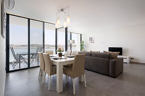 Portimão Ocean Breeze by Homing