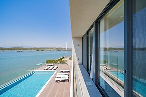 Portimão Ocean Breeze by Homing