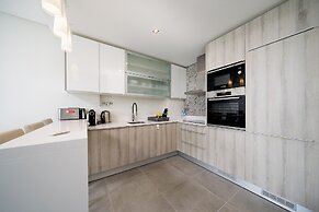 Portimão Ocean Breeze by Homing