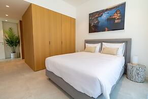 Lagos Deluxe 2 With Pool by Homing