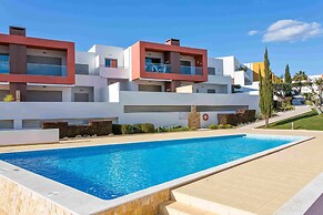 Albufeira Sunny Apartment 3 by Homing