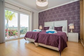 Portimão Elegant House by Homing