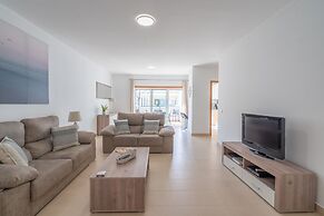 Tavira BAY 3 With Pool by Homing
