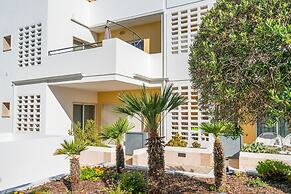 Tavira BAY 3 With Pool by Homing