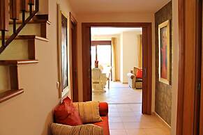 Vilamoura Typical 3 With Pool by Homing