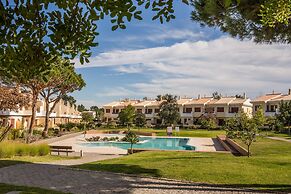 Vilamoura Typical 3 With Pool by Homing