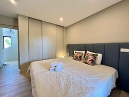 Vilamoura Premium Villa by Homing