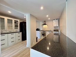 Vilamoura Premium Villa by Homing