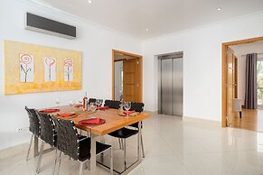 Vilamoura Garden Apartment by Homing