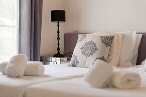 Vilamoura Garden Apartment by Homing