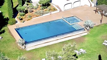 Vilamoura Club Villa 1 by Homing