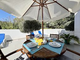 Vilamoura Club Villa 1 by Homing