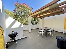 Vilamoura Club Villa 1 by Homing