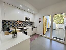 Vilamoura Club Villa 1 by Homing