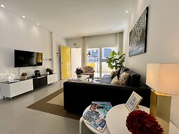Vilamoura Club Villa 1 by Homing