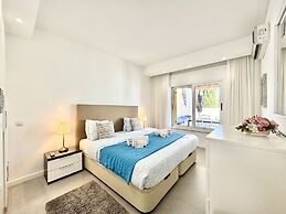 Vilamoura Club Villa 3 by Homing