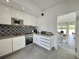 Vilamoura Club Villa 3 by Homing