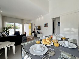 Vilamoura Club Villa 3 by Homing