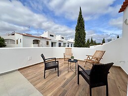 Vilamoura Club Villa 3 by Homing