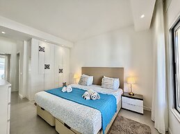 Vilamoura Club Villa 3 by Homing